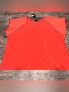 Dia & Co Coral-Orange Short Sleeve Tee 4X. NWT